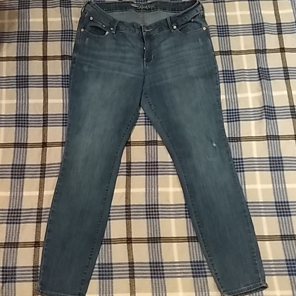 Old Navy Rock Star lightly distressed jeans.